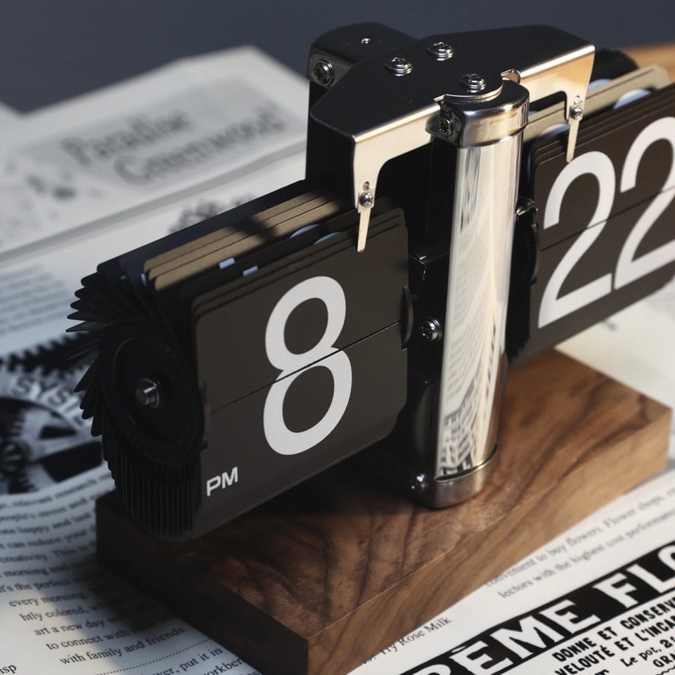 GTZ Retro Mechanical Turning Clock