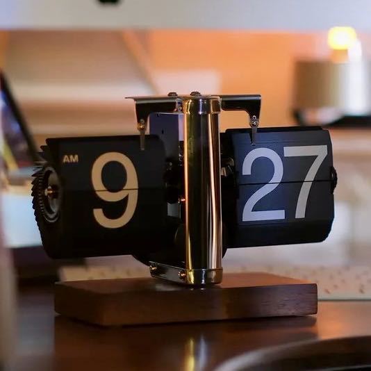 GTZ Retro Mechanical Turning Clock