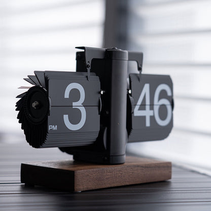 GTZ Retro Mechanical Turning Clock